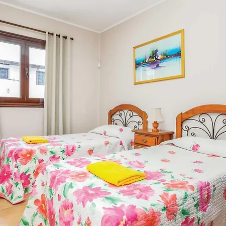 Puerto Del Carmen Sleeps 6 Air Con Wifi بويرتو ذيل كارمين